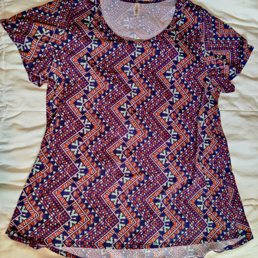 LuLaRoe Multicolor Zigzag Short Sleeve Top 3X Women's Top
